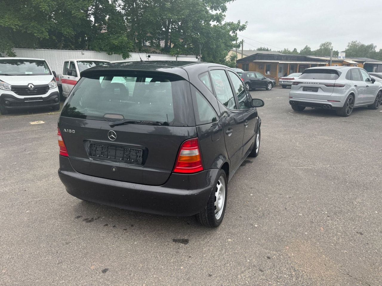 Mercedes-Benz A 160 A -Klasse A 160 - سيارة: صورة 4 Mercedes-Benz A 160 A -Klasse A 160 - سيارة: صورة 4