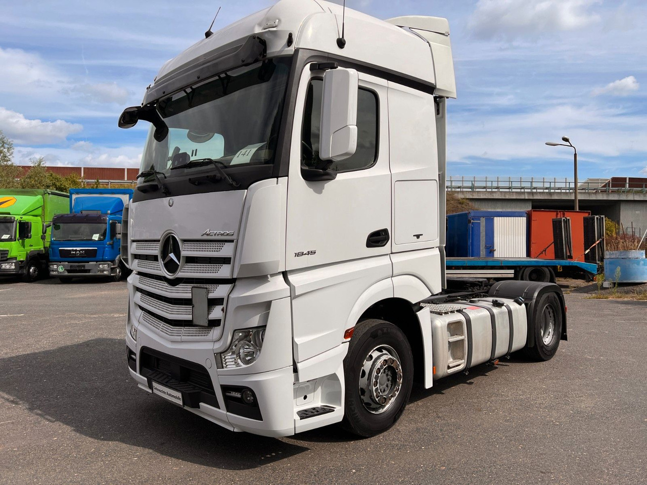 Mercedes-Benz Actros 1845 - وحدة جر: صورة 3 Mercedes-Benz Actros 1845 - وحدة جر: صورة 3
