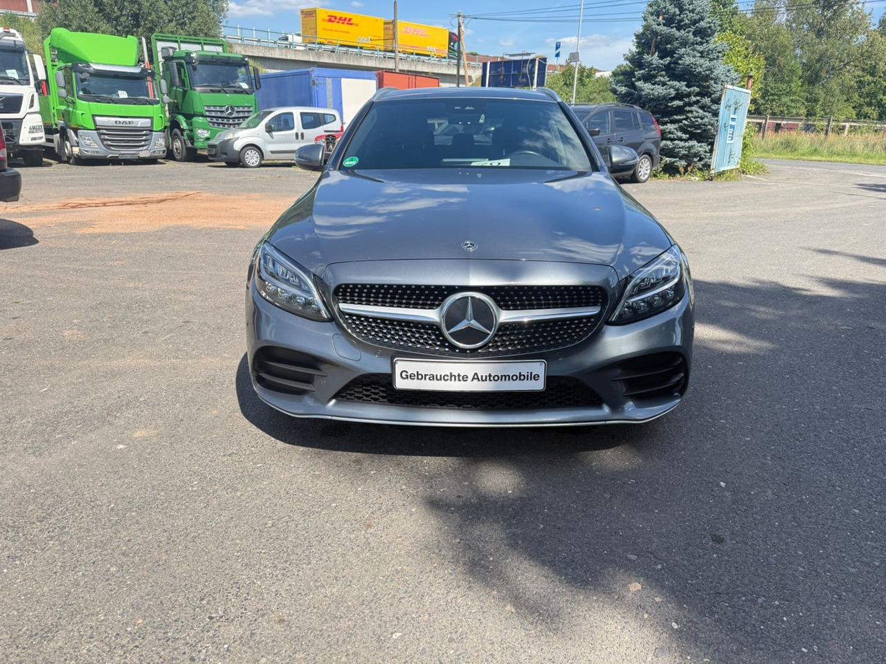 Mercedes-Benz C 220 C -Klasse T-Modell C 220 T d - سيارة ستيشن: صورة 1 Mercedes-Benz C 220 C -Klasse T-Modell C 220 T d - سيارة ستيشن: صورة 1