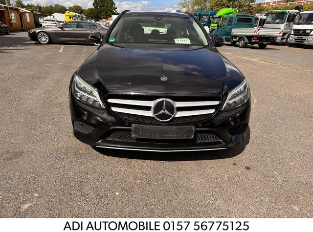 Mercedes-Benz C Klasse T-Modell C 200 d - سيارة ستيشن: صورة 1 Mercedes-Benz C Klasse T-Modell C 200 d - سيارة ستيشن: صورة 1