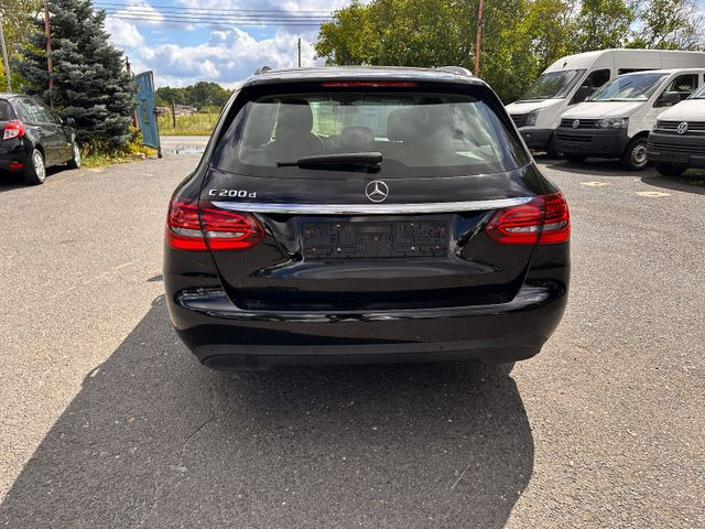 Mercedes-Benz C Klasse T-Modell C 200 d - سيارة ستيشن: صورة 4 Mercedes-Benz C Klasse T-Modell C 200 d - سيارة ستيشن: صورة 4