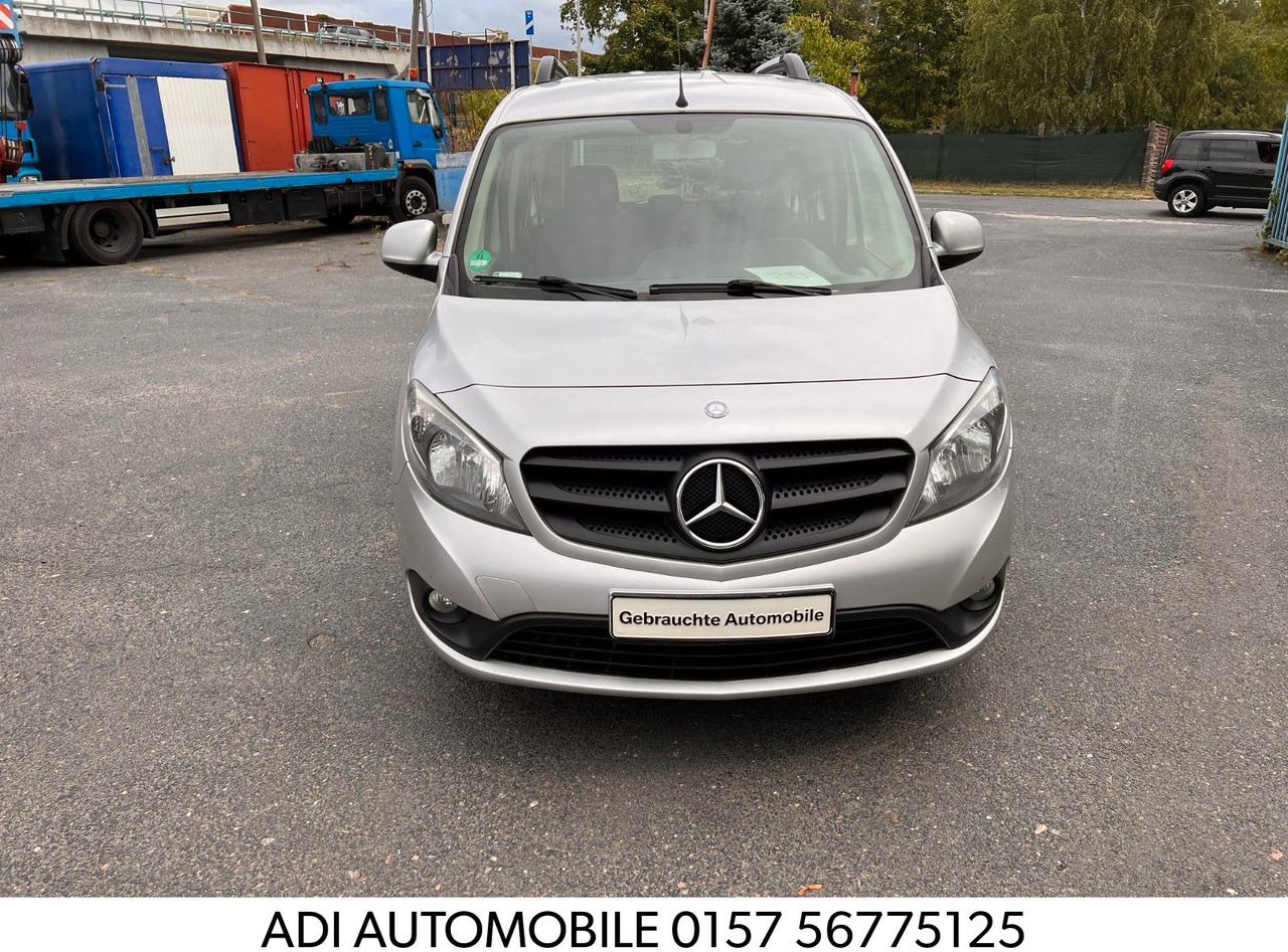 Mercedes-Benz Citan Kombi 111 CDI lang - ميكروباص: صورة 1 Mercedes-Benz Citan Kombi 111 CDI lang - ميكروباص: صورة 1
