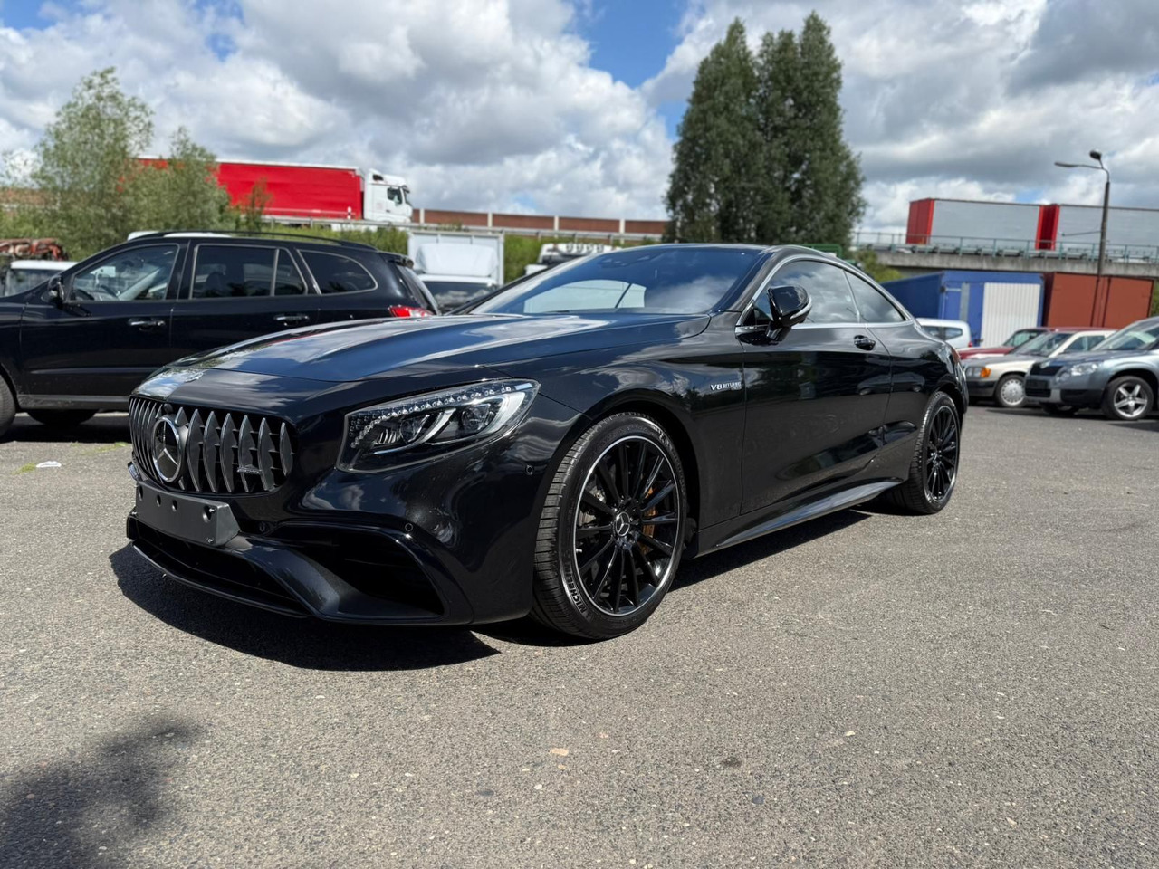 Mercedes-Benz S 63 AMG S -Klasse Coupe S 63 AMG 4Matic+ - كوبيه: صورة 3 Mercedes-Benz S 63 AMG S -Klasse Coupe S 63 AMG 4Matic+ - كوبيه: صورة 3