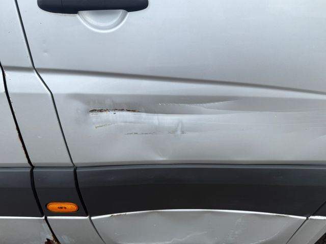 Mercedes-Benz Sprinter II Kasten 219 CDI Automatik - فان المدمجة: صورة 3 Mercedes-Benz Sprinter II Kasten 219 CDI Automatik - فان المدمجة: صورة 3