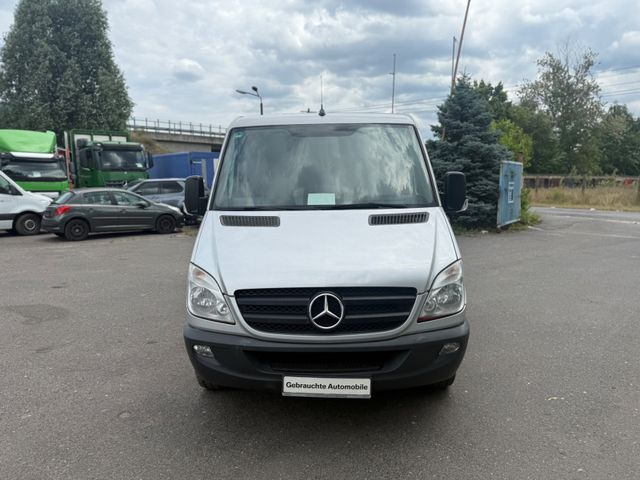 Mercedes-Benz Sprinter II Kasten 219 CDI Automatik - فان المدمجة: صورة 1 Mercedes-Benz Sprinter II Kasten 219 CDI Automatik - فان المدمجة: صورة 1