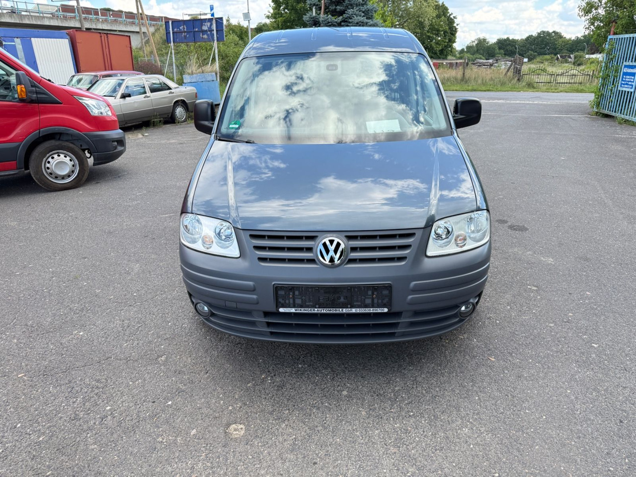 Volkswagen Caddy Life Gewinner Caddy - شاحنة التوصيل: صورة 1 Volkswagen Caddy Life Gewinner Caddy - شاحنة التوصيل: صورة 1