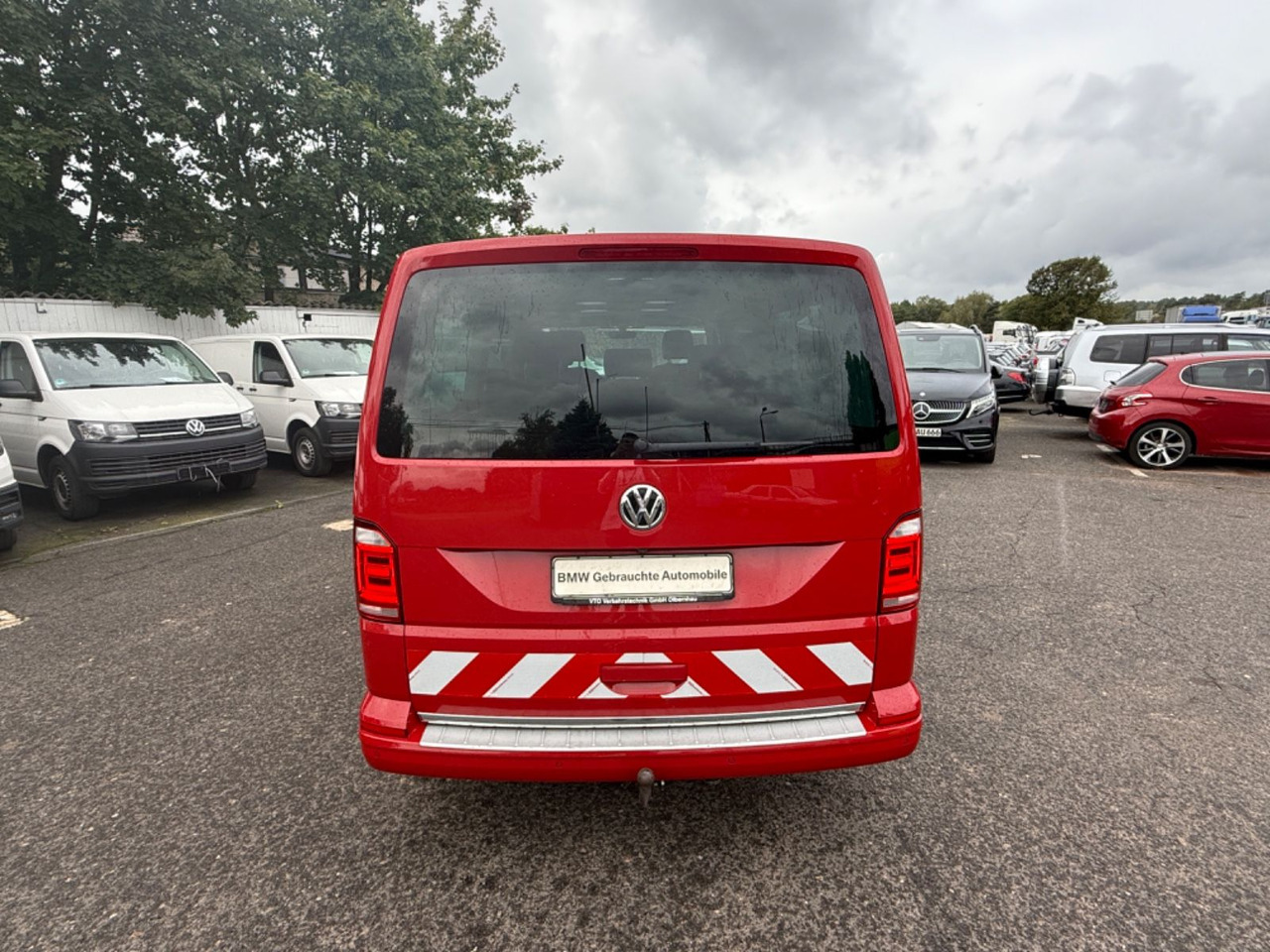 Volkswagen T6 Transporter Bus Multivan Comfortline lang - فان المدمجة: صورة 4 Volkswagen T6 Transporter Bus Multivan Comfortline lang - فان المدمجة: صورة 4