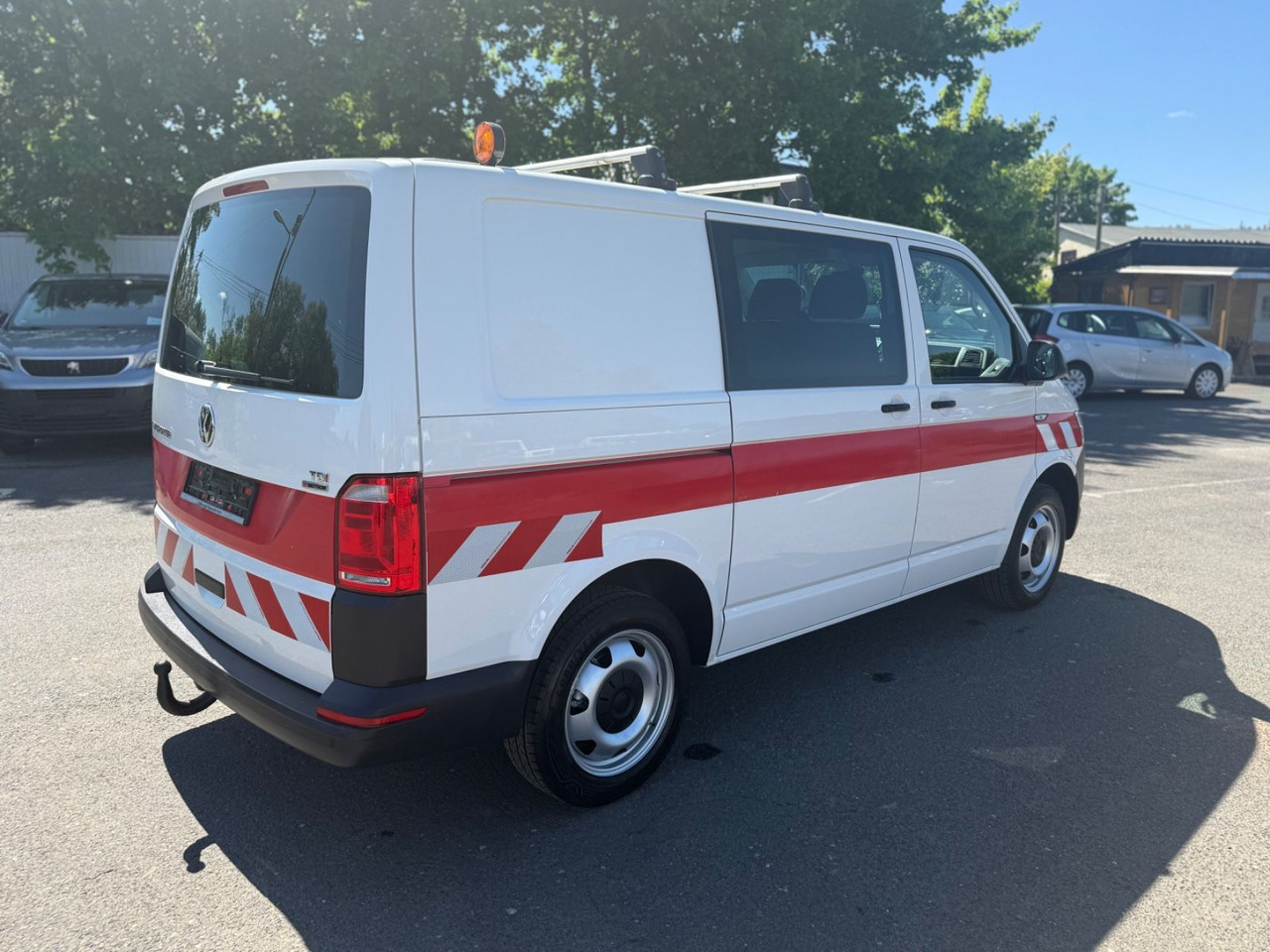 Volkswagen T6 Transporter Kasten-mixto 4x4 - فان المدمجة: صورة 5 Volkswagen T6 Transporter Kasten-mixto 4x4 - فان المدمجة: صورة 5