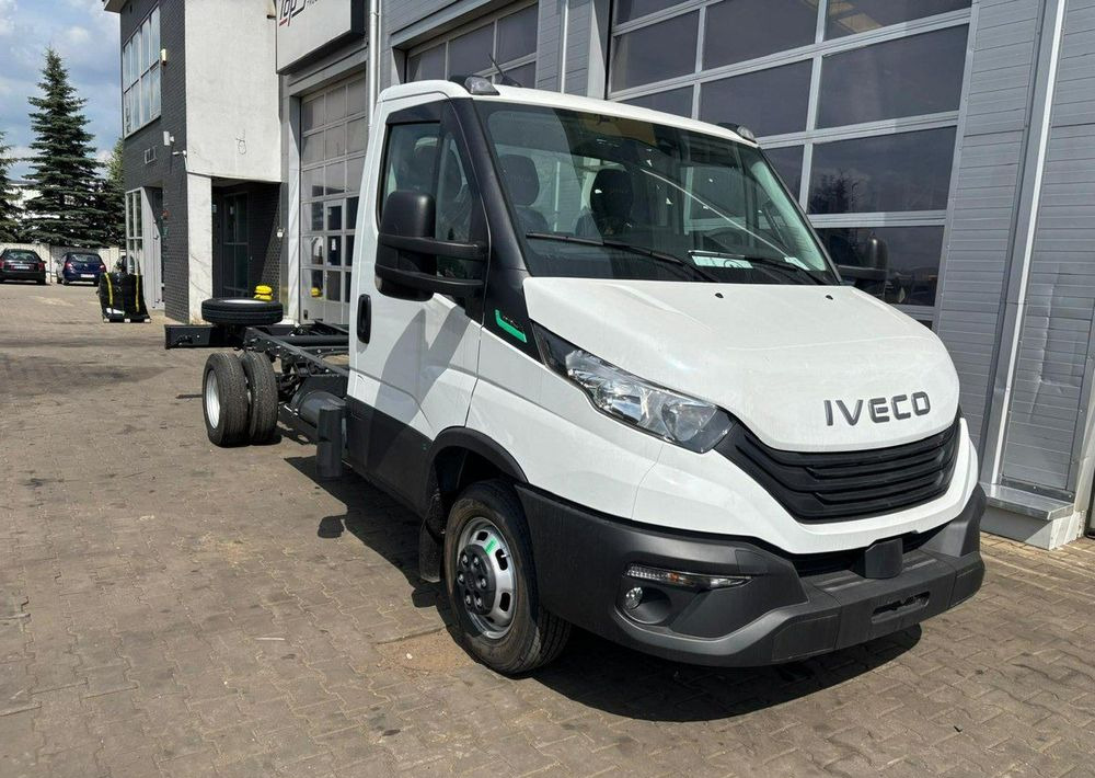 Iveco Daily CNG - شاحنة هيكل كابينة: صورة 4 Iveco Daily CNG - شاحنة هيكل كابينة: صورة 4