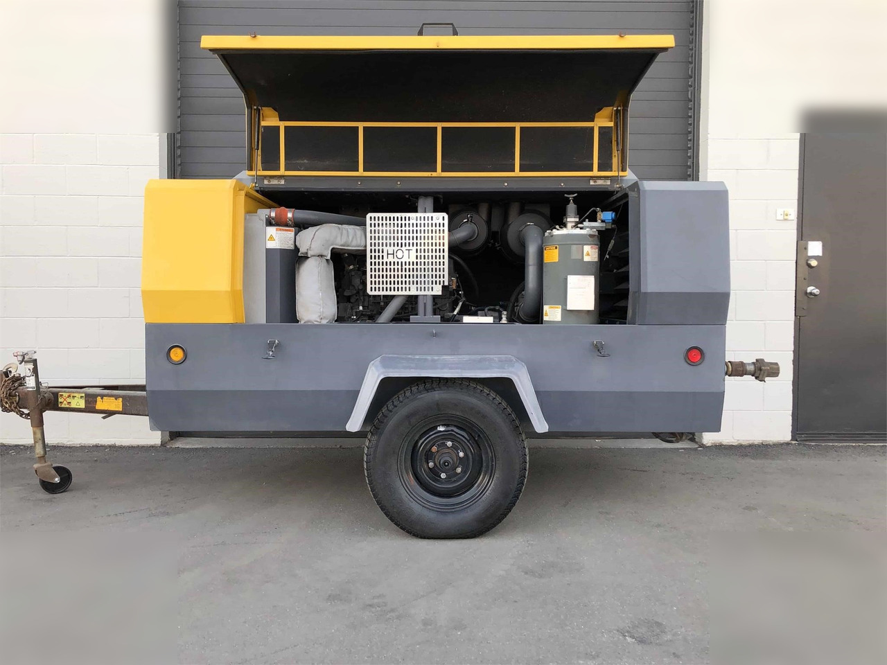 ATLAS COPCO 450 CFM - الضاغط: صورة 3 ATLAS COPCO 450 CFM - الضاغط: صورة 3