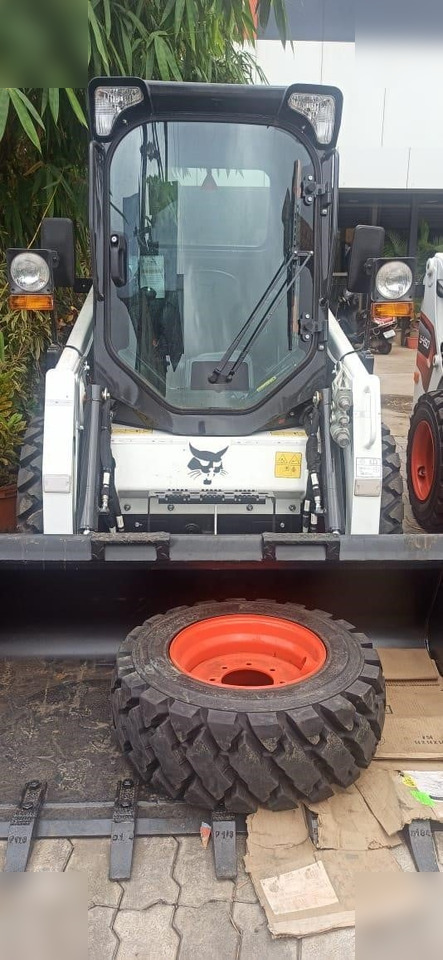 BOBCAT S450 - شيول صغير: صورة 1 BOBCAT S450 - شيول صغير: صورة 1