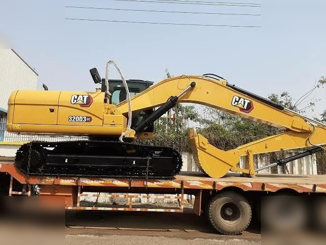 CATERPILLAR 320D3GC - حفار زحاف: صورة 5 CATERPILLAR 320D3GC - حفار زحاف: صورة 5