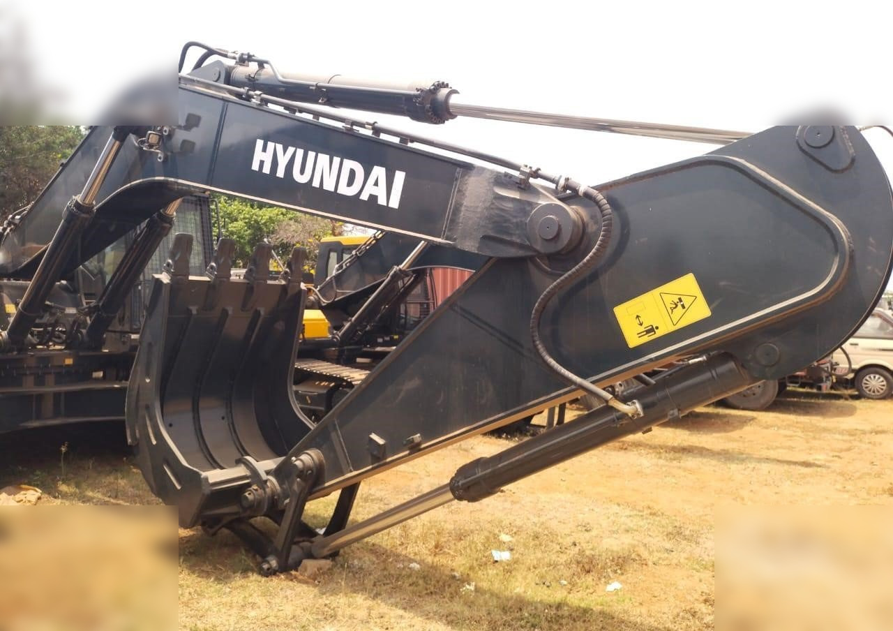 جديدة حفار زحاف HYUNDAI HX380L: صورة 7