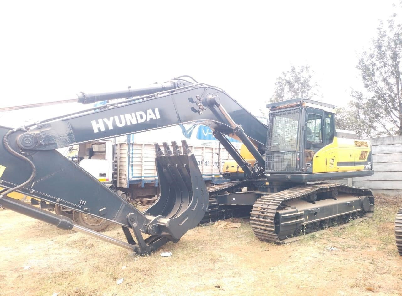 HYUNDAI HX380L - حفار زحاف: صورة 3 HYUNDAI HX380L - حفار زحاف: صورة 3