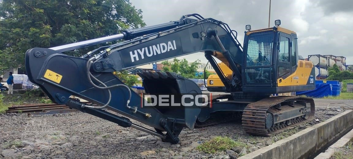 HYUNDAI ROBEX 210 - حفار زحاف: صورة 1 HYUNDAI ROBEX 210 - حفار زحاف: صورة 1