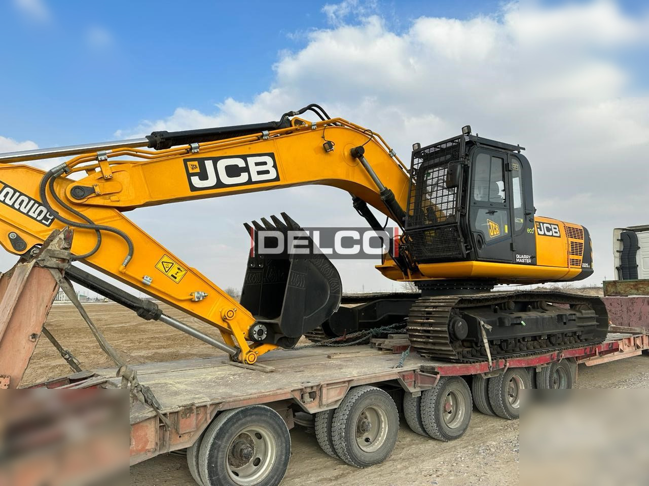 JCB 225 LC - حفار زحاف: صورة 2 JCB 225 LC - حفار زحاف: صورة 2