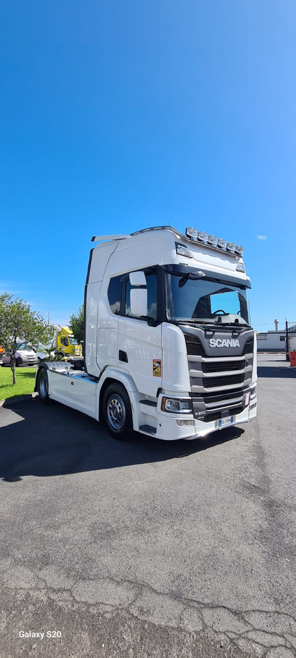 SCANIA R500 A4X2LA - وحدة جر: صورة 5 SCANIA R500 A4X2LA - وحدة جر: صورة 5