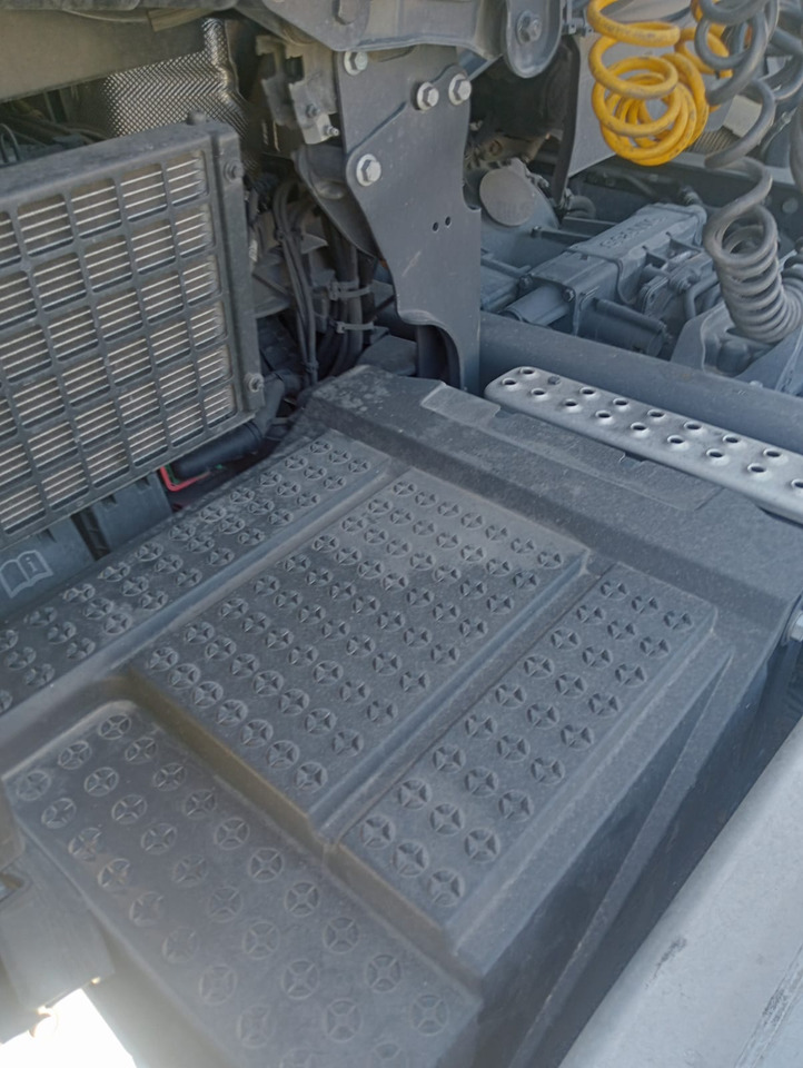 وحدة جر SCANIA S520 A4X2NB: صورة 8 وحدة جر SCANIA S520 A4X2NB: صورة 8