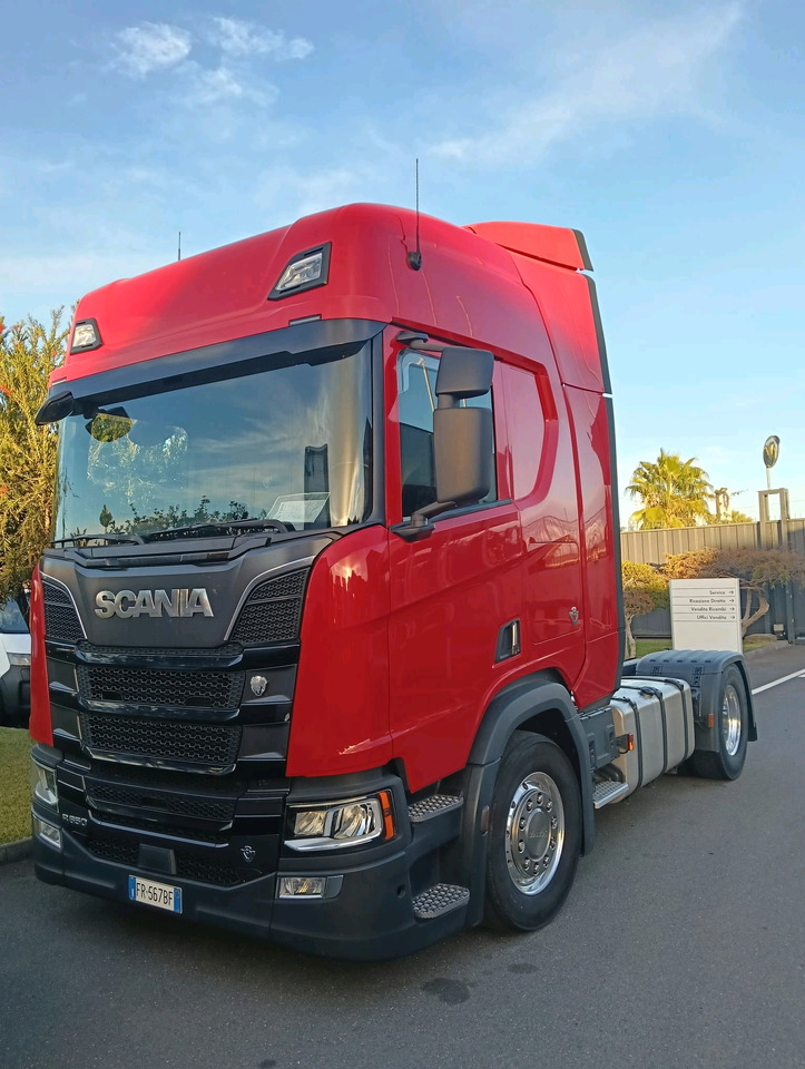 Scania R650 - وحدة جر: صورة 1 Scania R650 - وحدة جر: صورة 1