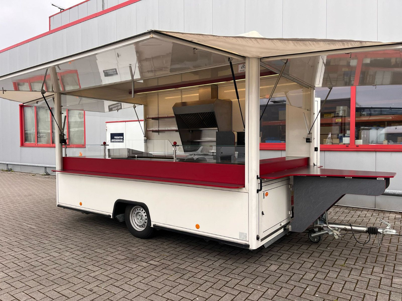 Borco-Höhns Imbiss Foodtruck - مقطورة بيع ( الأغذية): صورة 2 Borco-Höhns Imbiss Foodtruck - مقطورة بيع ( الأغذية): صورة 2