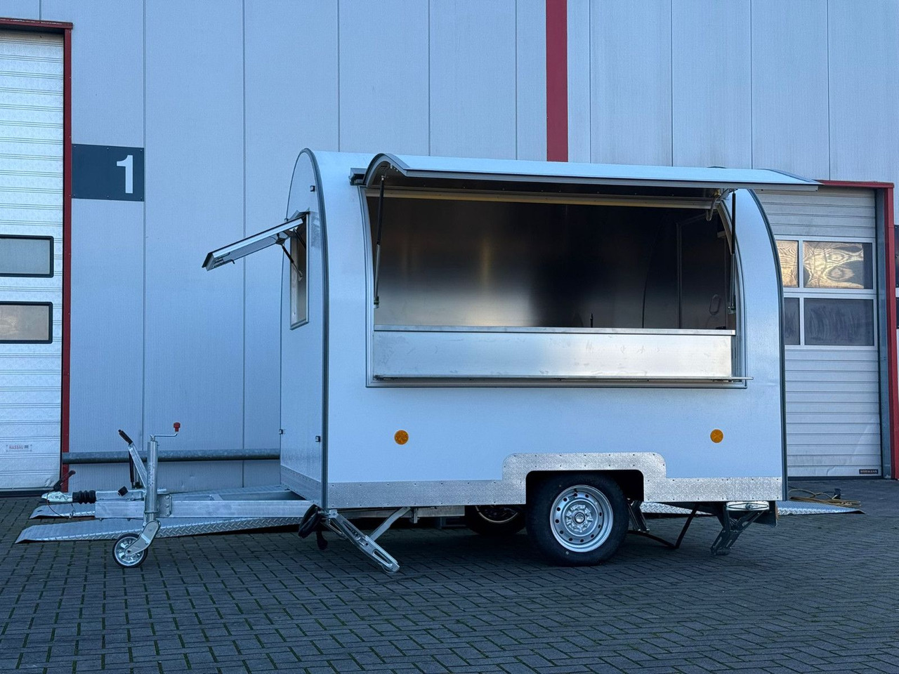 Esselmann EasyGo 280 ähn Buddystar oder Multiwagon - مقطورة بيع ( الأغذية): صورة 3 Esselmann EasyGo 280 ähn Buddystar oder Multiwagon - مقطورة بيع ( الأغذية): صورة 3