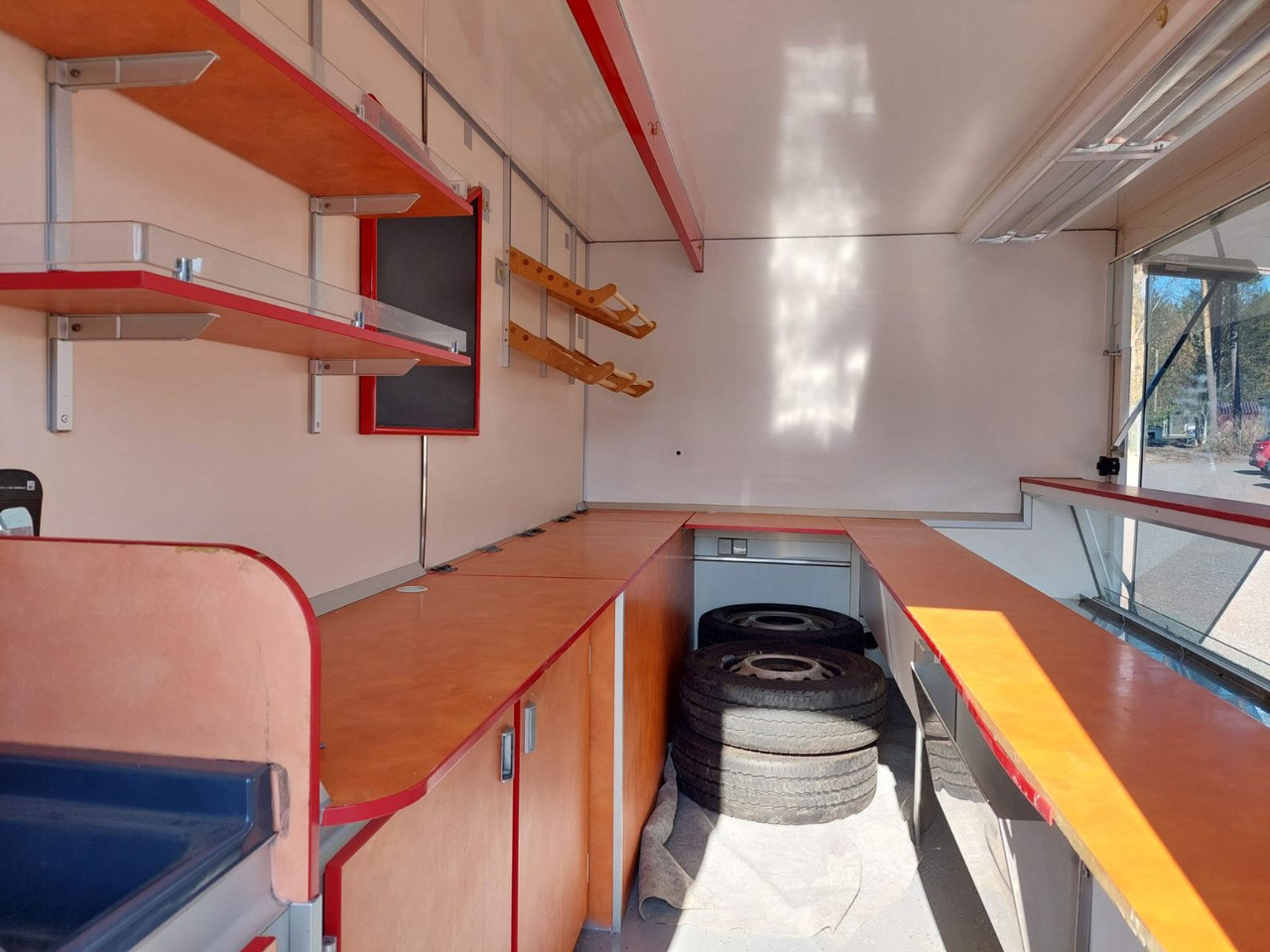 Renault Seba Borco Höhns - شاحنة بيع الطعام: صورة 3 Renault Seba Borco Höhns - شاحنة بيع الطعام: صورة 3