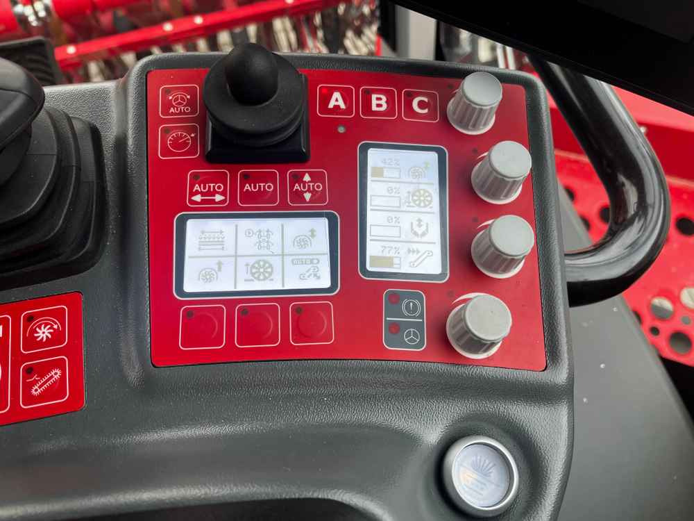 Grimme REXOR 6300 Platinum - حصادة البنجر: صورة 3 Grimme REXOR 6300 Platinum - حصادة البنجر: صورة 3