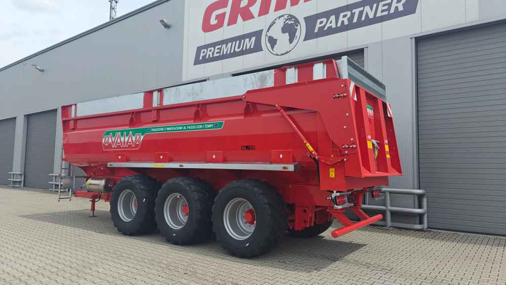VAIA NL28 (3 axle trailer) - معدات تيبيس التبن: صورة 3 VAIA NL28 (3 axle trailer) - معدات تيبيس التبن: صورة 3