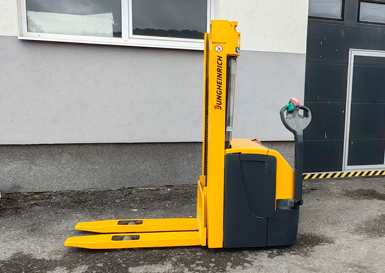 Jungheinrich EJC216 / new paint - آلة التكديس: صورة 1 Jungheinrich EJC216 / new paint - آلة التكديس: صورة 1