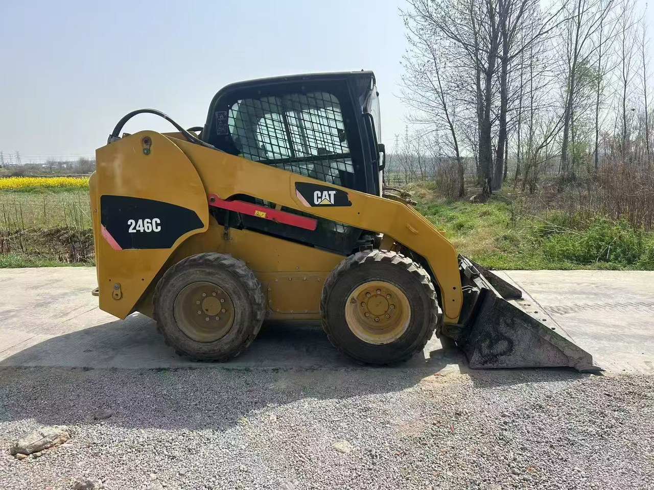 CAT 246C - شيول صغير: صورة 4 CAT 246C - شيول صغير: صورة 4