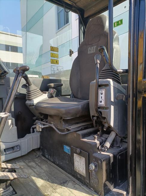 CAT 306E - حفار زحاف: صورة 3 CAT 306E - حفار زحاف: صورة 3