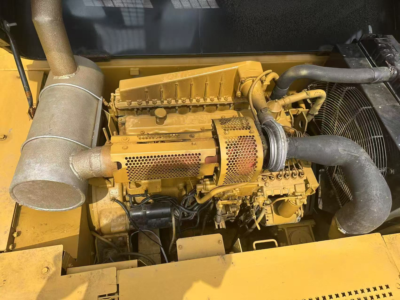 حفار زحاف CAT 330BL: صورة 6