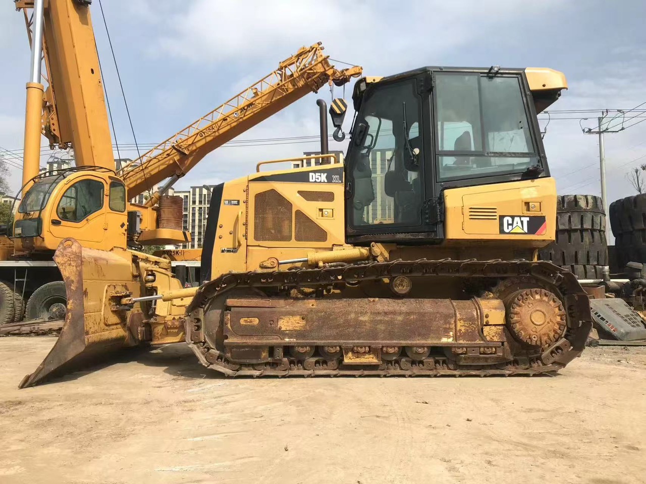 CAT D5K - جرافة: صورة 1 CAT D5K - جرافة: صورة 1