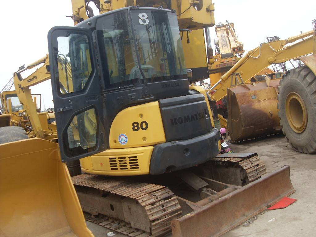 Komatsu PC80 - حفارة مُصَّغرة: صورة 1 Komatsu PC80 - حفارة مُصَّغرة: صورة 1
