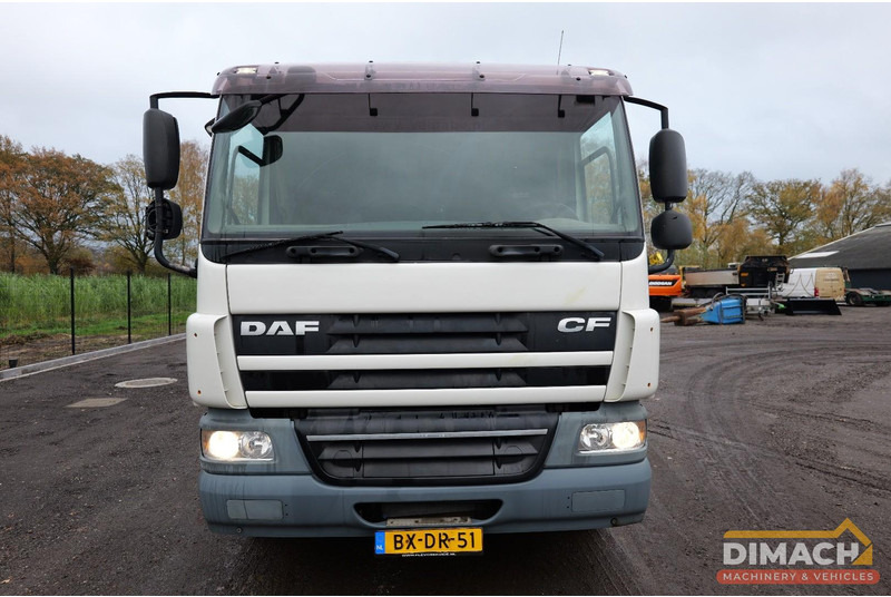 DAF FAG CF 75 Oprijwagen met hydraulische kleppen 6x2*4 - airco - 16.150 KG - شاحنة هيكل كابينة: صورة 5 DAF FAG CF 75 Oprijwagen met hydraulische kleppen 6x2*4 - airco - 16.150 KG - شاحنة هيكل كابينة: صورة 5