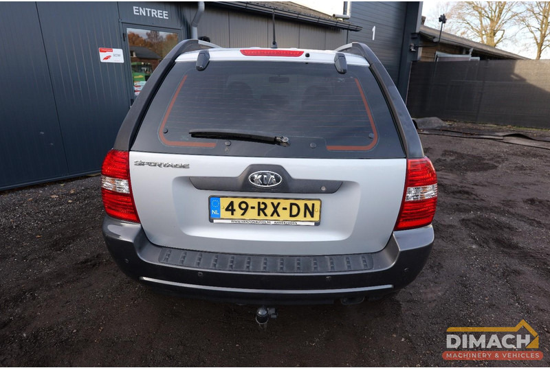 Kia Sportage 1.9L benzine - NL auto - winterbanden - apk 20-7-26 - سيارة دفع رباعي: صورة 4 Kia Sportage 1.9L benzine - NL auto - winterbanden - apk 20-7-26 - سيارة دفع رباعي: صورة 4