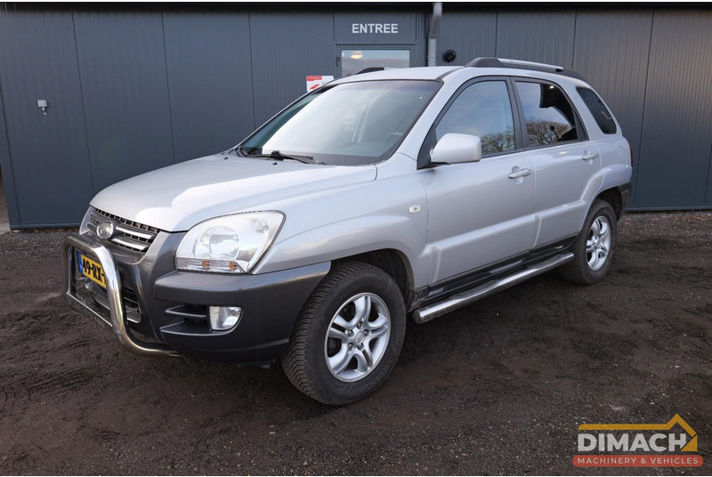 Kia Sportage 1.9L benzine - NL auto - winterbanden - apk 20-7-26 - سيارة دفع رباعي: صورة 1 Kia Sportage 1.9L benzine - NL auto - winterbanden - apk 20-7-26 - سيارة دفع رباعي: صورة 1