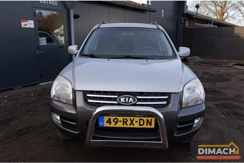 Kia Sportage 1.9L benzine - NL auto - winterbanden - apk 20-7-26 - سيارة دفع رباعي: صورة 3 Kia Sportage 1.9L benzine - NL auto - winterbanden - apk 20-7-26 - سيارة دفع رباعي: صورة 3