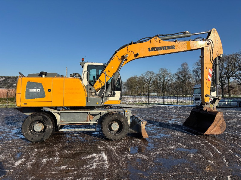 Liebherr A920 TOP!! mono 21 ton! NL machine 4x4 - حفارة دولاب: صورة 2 Liebherr A920 TOP!! mono 21 ton! NL machine 4x4 - حفارة دولاب: صورة 2