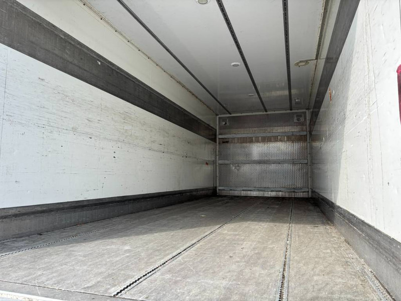 Mercedes-Benz Antos 1833 4x2ladebordwand + anhanger koffer Euro6 - شاحنة مقفلة: صورة 5 Mercedes-Benz Antos 1833 4x2ladebordwand + anhanger koffer Euro6 - شاحنة مقفلة: صورة 5