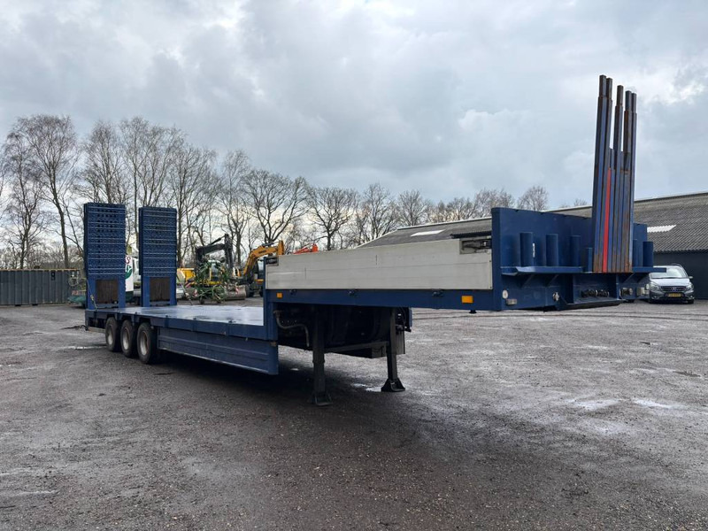Nooteboom Lowloader tieflader 3 assen leaf spring, laadklep - عربة منخفضة مسطحة نصف مقطورة: صورة 4 Nooteboom Lowloader tieflader 3 assen leaf spring, laadklep - عربة منخفضة مسطحة نصف مقطورة: صورة 4