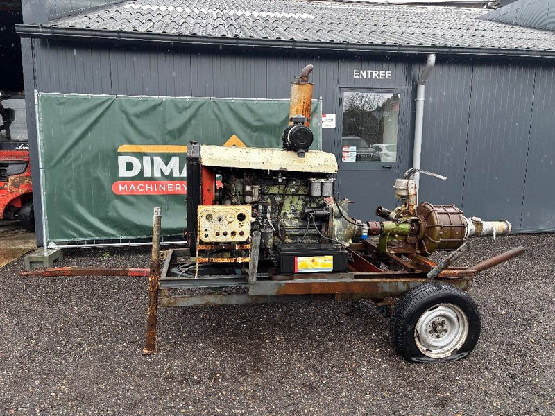 Perkins 6 cilinder manual Perkins engine Rovati waterpomp - مضخة مياه: صورة 1 Perkins 6 cilinder manual Perkins engine Rovati waterpomp - مضخة مياه: صورة 1