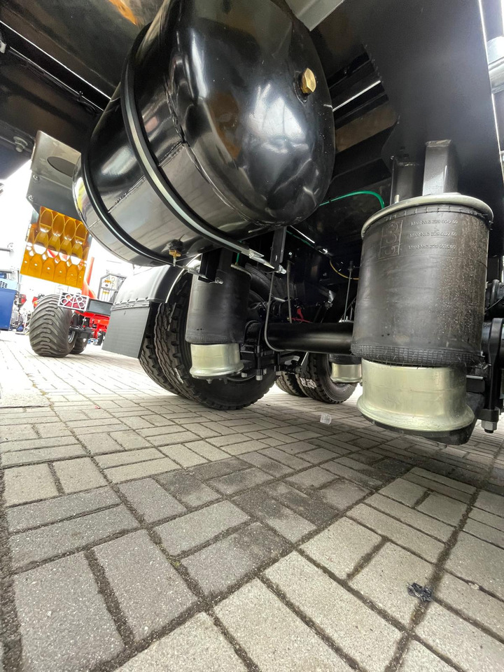 Hydrofast Przyczepa tandem od przewozu drewna na stanie / Timber tandem trailer in stock /Tandem-Anhänger aus Holz/ - مقطورة اخشاب: صورة 5 Hydrofast Przyczepa tandem od przewozu drewna na stanie / Timber tandem trailer in stock /Tandem-Anhänger aus Holz/ - مقطورة اخشاب: صورة 5