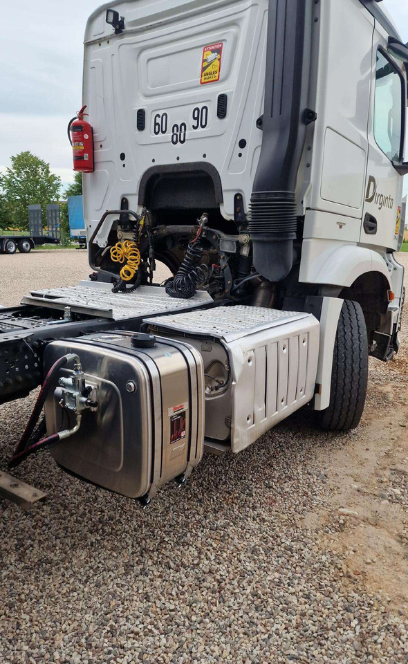 وحدة جر Iveco HIDRAULIA BINOTTO: صورة 1