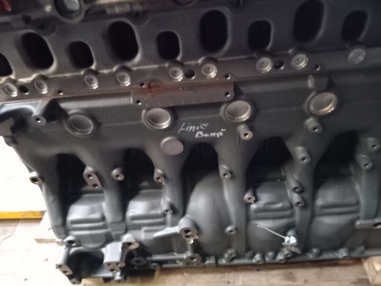 Wałek rozrzadu Ssacy nowy Mercedes om936 Setra Class euro6 mp4 - محرك: صورة 5 Wałek rozrzadu Ssacy nowy Mercedes om936 Setra Class euro6 mp4 - محرك: صورة 5