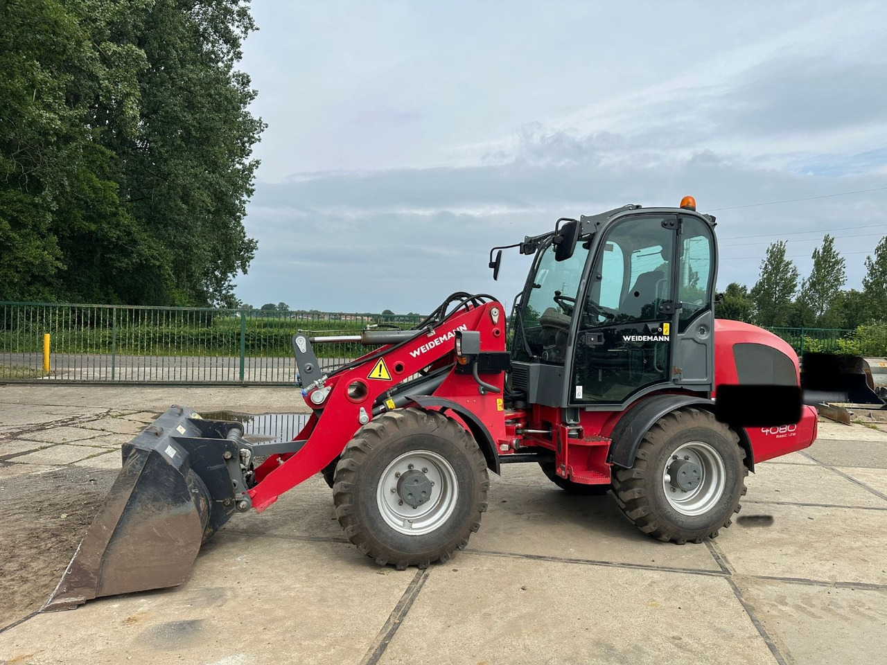 Weidemann 4080 Basic line - اللودر بعجل: صورة 1 Weidemann 4080 Basic line - اللودر بعجل: صورة 1