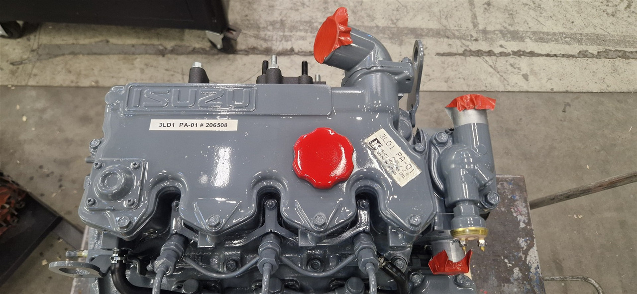 Isuzu RECON 3LD1 PA01 - محرك - حفارة: صورة 4 Isuzu RECON 3LD1 PA01 - محرك - حفارة: صورة 4
