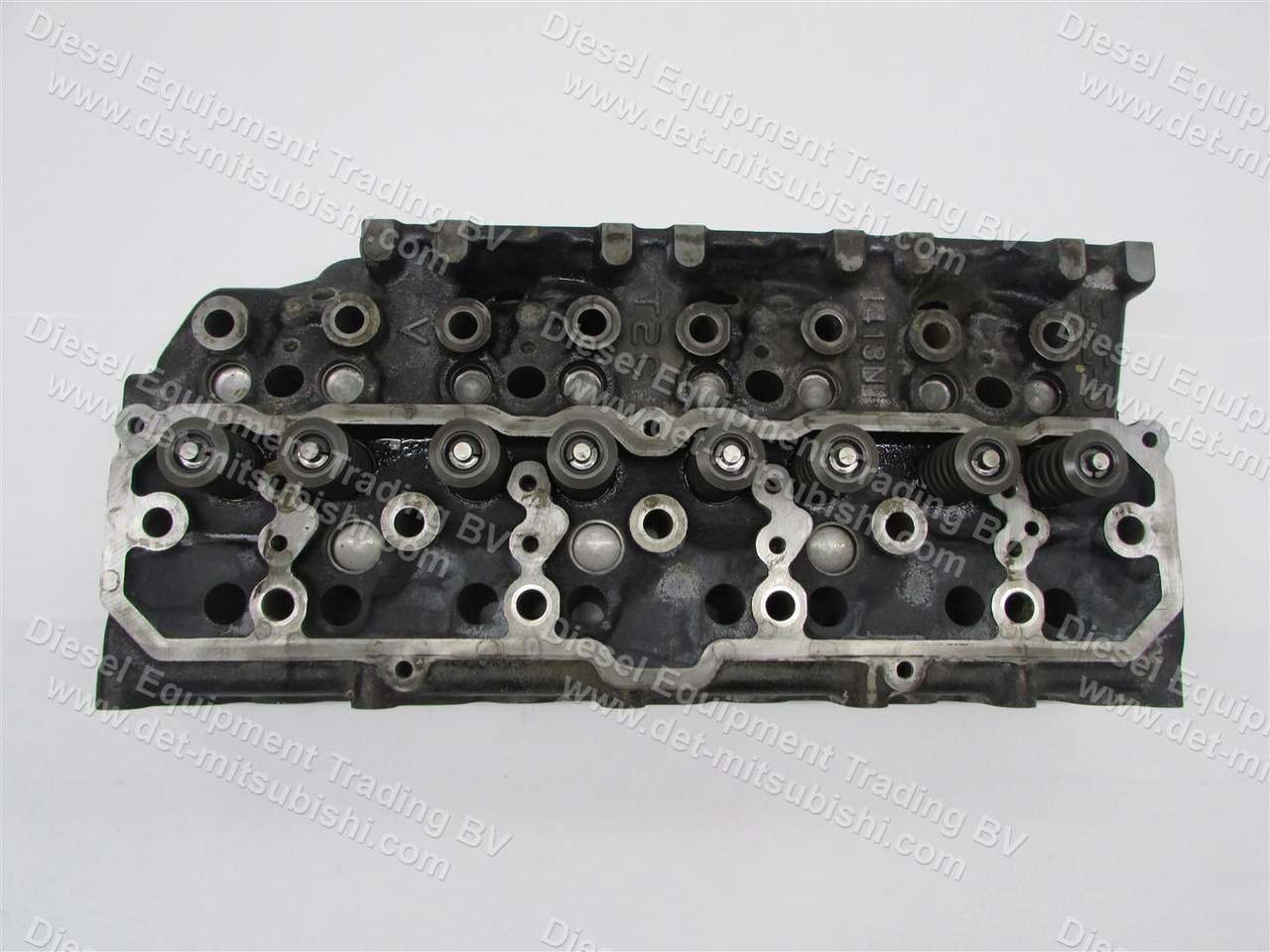 MITSUBISHI HEAD ASM; CYLINDER S4S-DT (W/VALVES) REBUILD - رأس المحرك - معدات صناعية: صورة 2 MITSUBISHI HEAD ASM; CYLINDER S4S-DT (W/VALVES) REBUILD - رأس المحرك - معدات صناعية: صورة 2