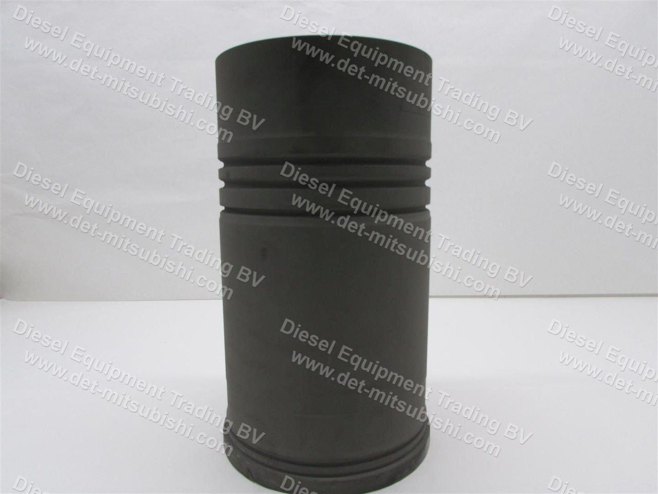 MITSUBISHI LINER; CYLINDER ENGINE S6R,S12R,S16R - بساتم/ حلقات/ بطانات - معدات صناعية: صورة 1 MITSUBISHI LINER; CYLINDER ENGINE S6R,S12R,S16R - بساتم/ حلقات/ بطانات - معدات صناعية: صورة 1