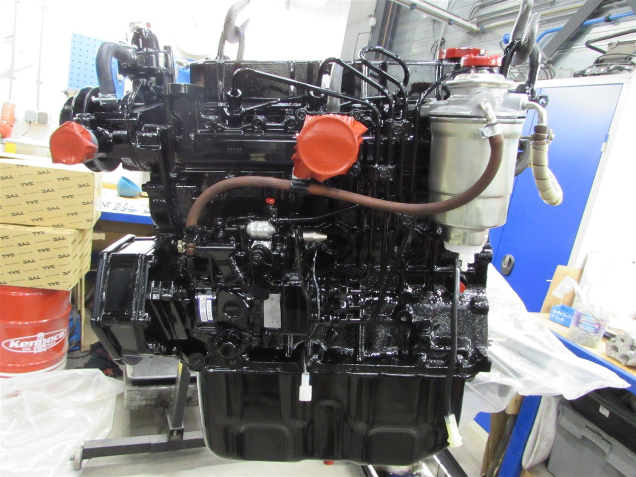 Mitsubishi RECON S4Q2 Forklift - محرك - رافعة شوكية: صورة 1 Mitsubishi RECON S4Q2 Forklift - محرك - رافعة شوكية: صورة 1